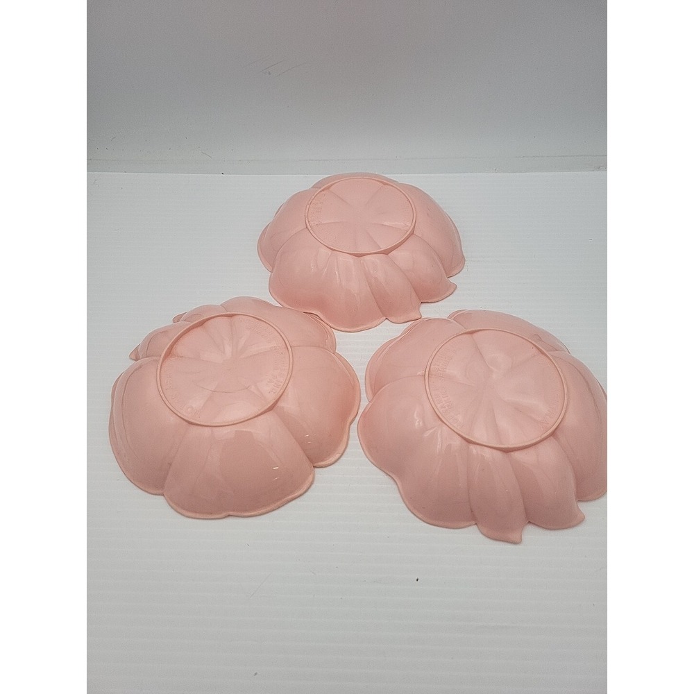 Vintage Hofmann Industries Pink Hibiscus Flower Plastic Salad Bowl Set of 3 MCM
